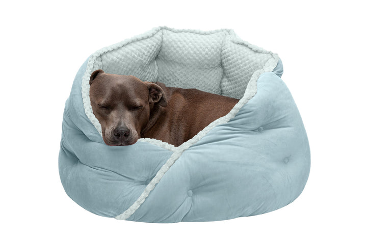 11353389_HugBed_MD_Aqua_InUse_2400x1601_e01fd51c-5205-48a9-9deb-f071fc41ee41